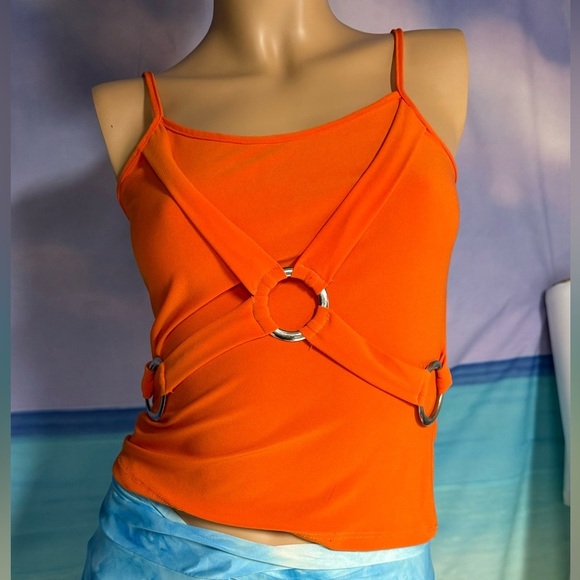 Tank top with decorative straps and metal ring - Picture 4 of 4